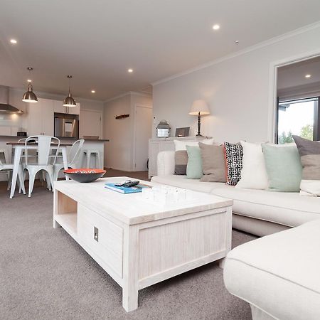 Luxury Rata Apartment - A Twizel Buitenkant foto